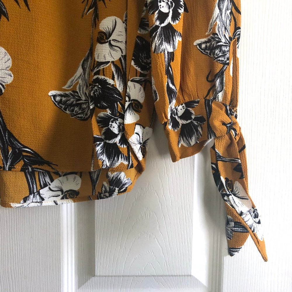 Mustard Floral Top - Picture 3 of 4